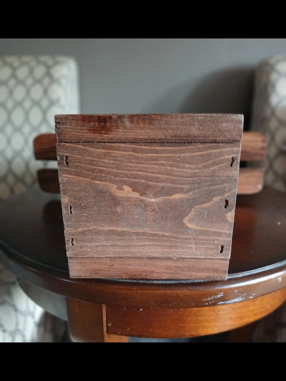 Handmade oak wine bottle and glass holder.  ×Bottle and Glasses NOT included.